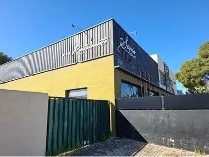 Außenansicht von Geschaftsraum zur Miete in Paterna mit Terrasse