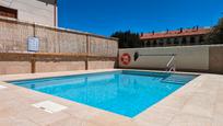 Piscina de Apartament en venda en Ezcaray amb Piscina