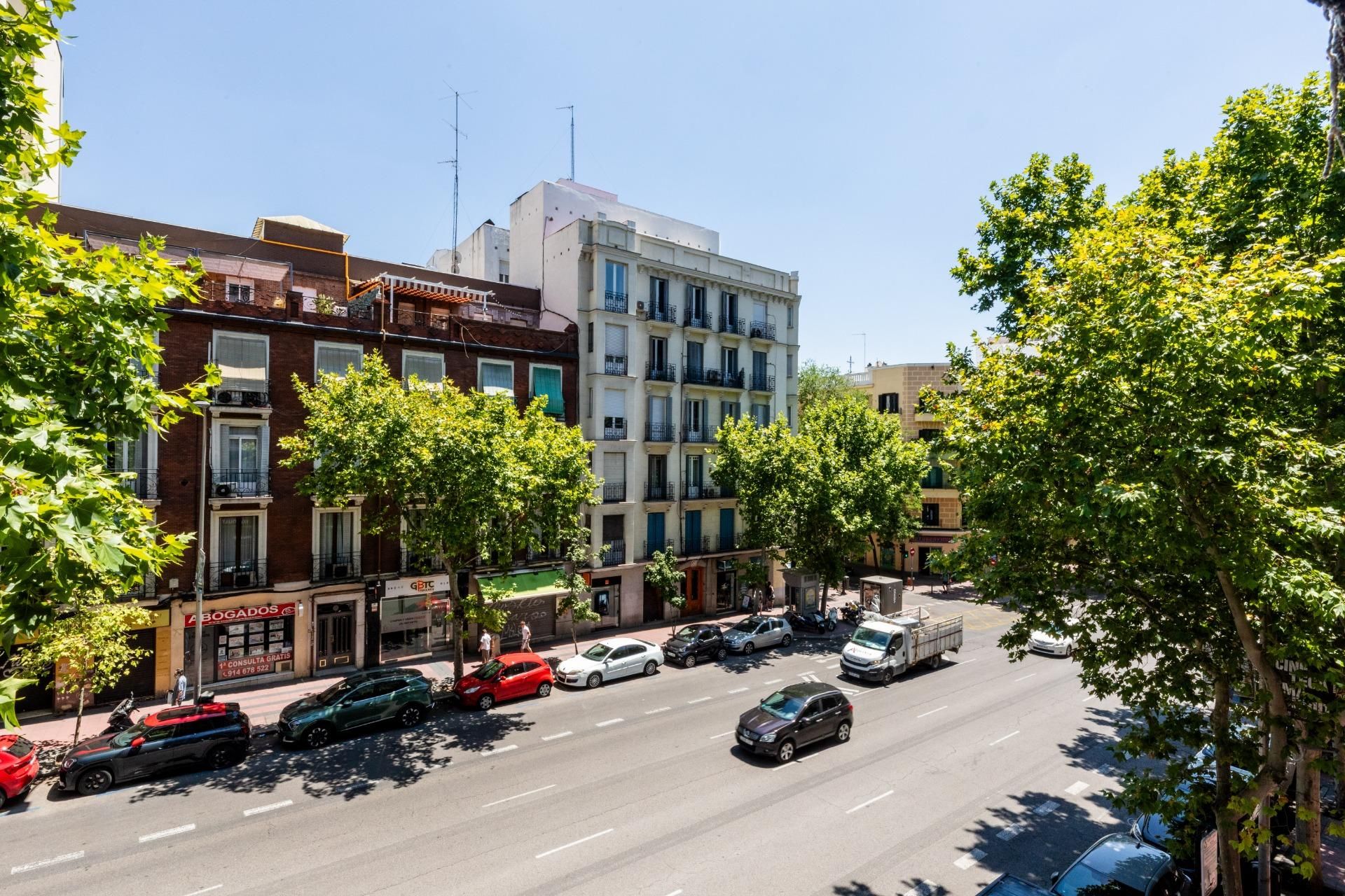 Vista exterior de Piso en venta en  Madrid Capital con Calefacción, Terraza y Trastero