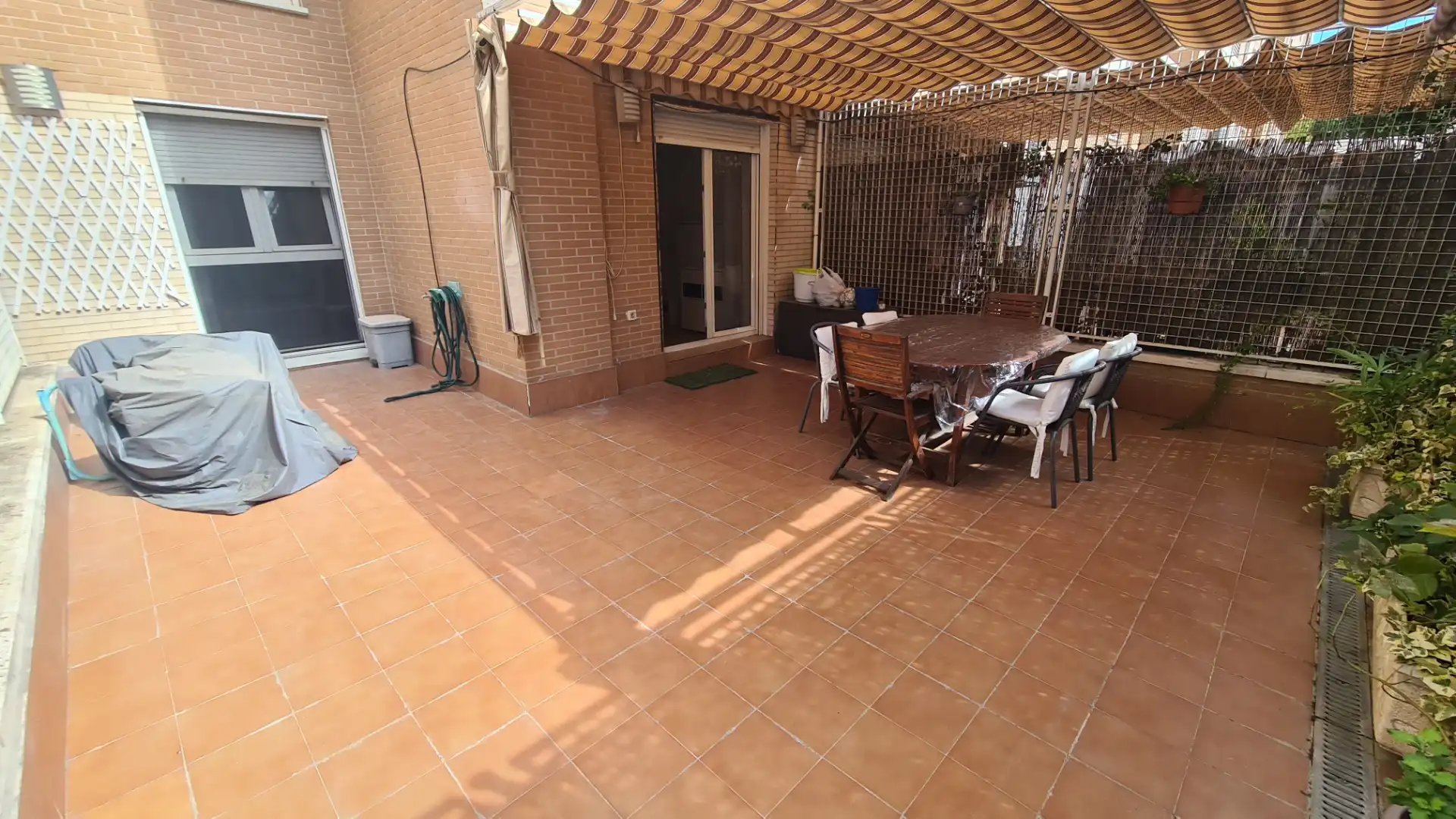 Terrassa de Pis de lloguer en Torrejón de Ardoz amb Calefacció, Jardí privat i Parquet