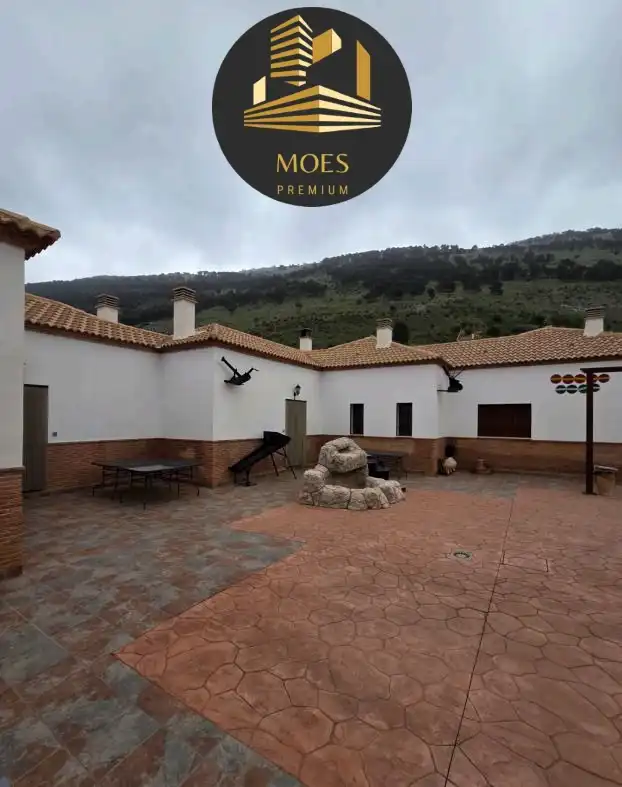 Wohnbaugrundstück zum Verkauf in La Guardia de Jaén