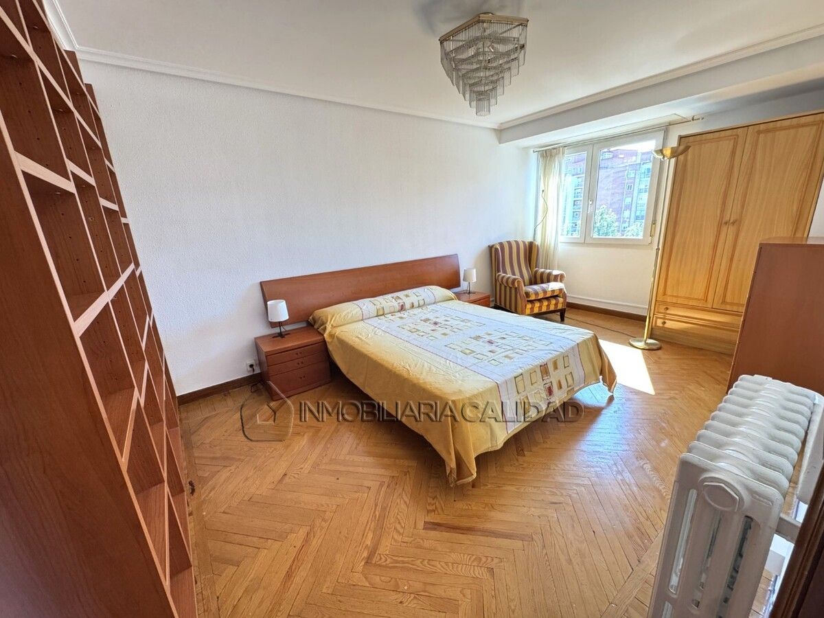 Bedroom of Flat to rent in Burgos Capital  with Heating and Terrace