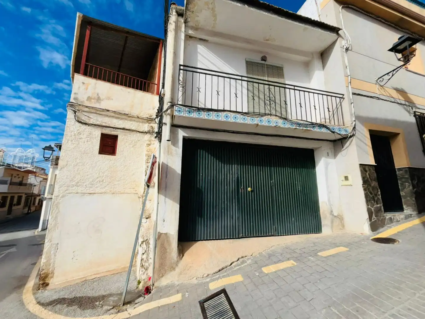 Vista exterior de Casa adosada en venta en Calicasas