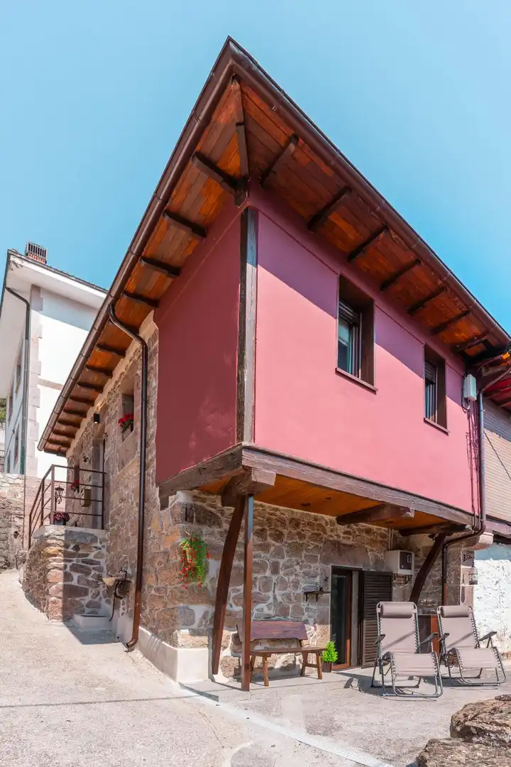 Vista exterior de Casa o chalet en venta en Somiedo con Aire acondicionado, Calefacción y Terraza