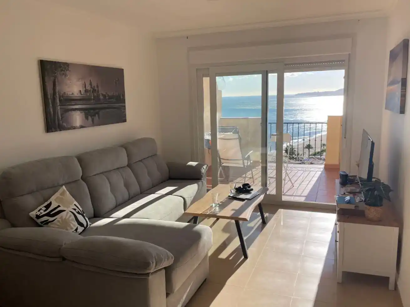 Sala de estar de Piso de alquiler en Benalmádena con Aire acondicionado, Piscina y Amueblado