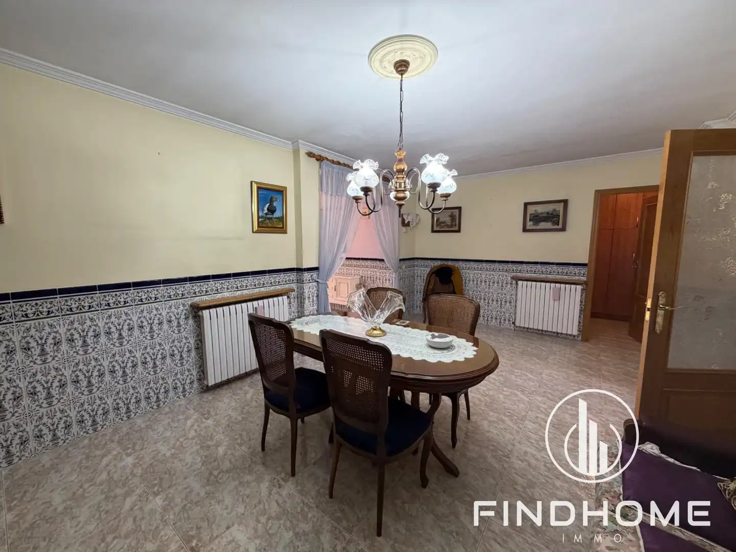 Esszimmer von Haus oder Chalet zum Verkauf in Olot mit Privatgarten, Abstellraum und Möbliert