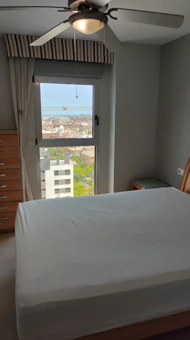 Bedroom of Apartments for rent in Valencia  with Air Conditioner, Furnished and Oven