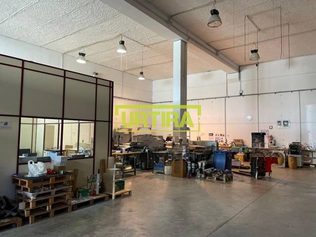 Nave industrial en Venta en Apatta-Baratzondo Industrialdea, 26 en Ibarra