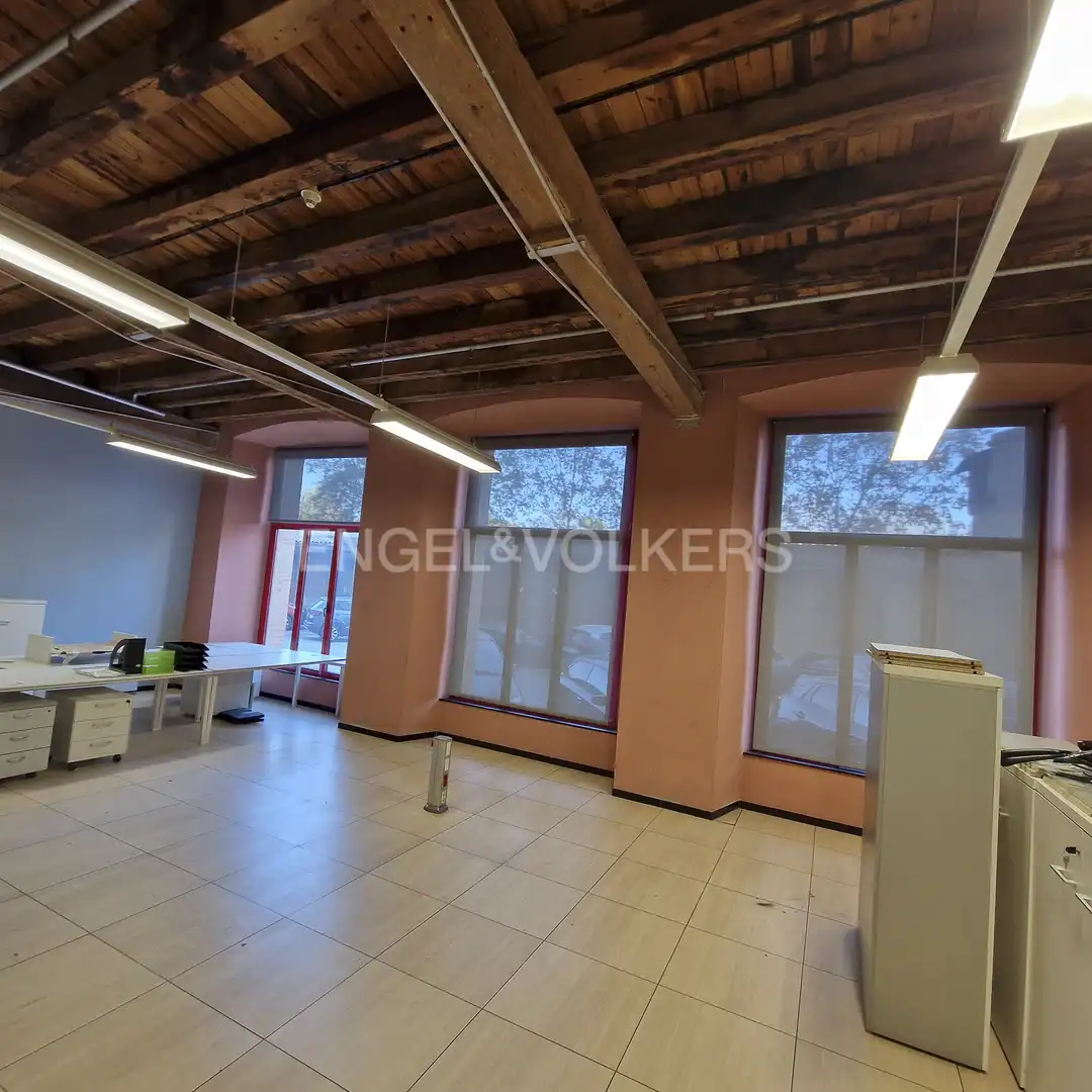 Office space with lift for sale in Santa Coloma de Cervelló, imagen 2