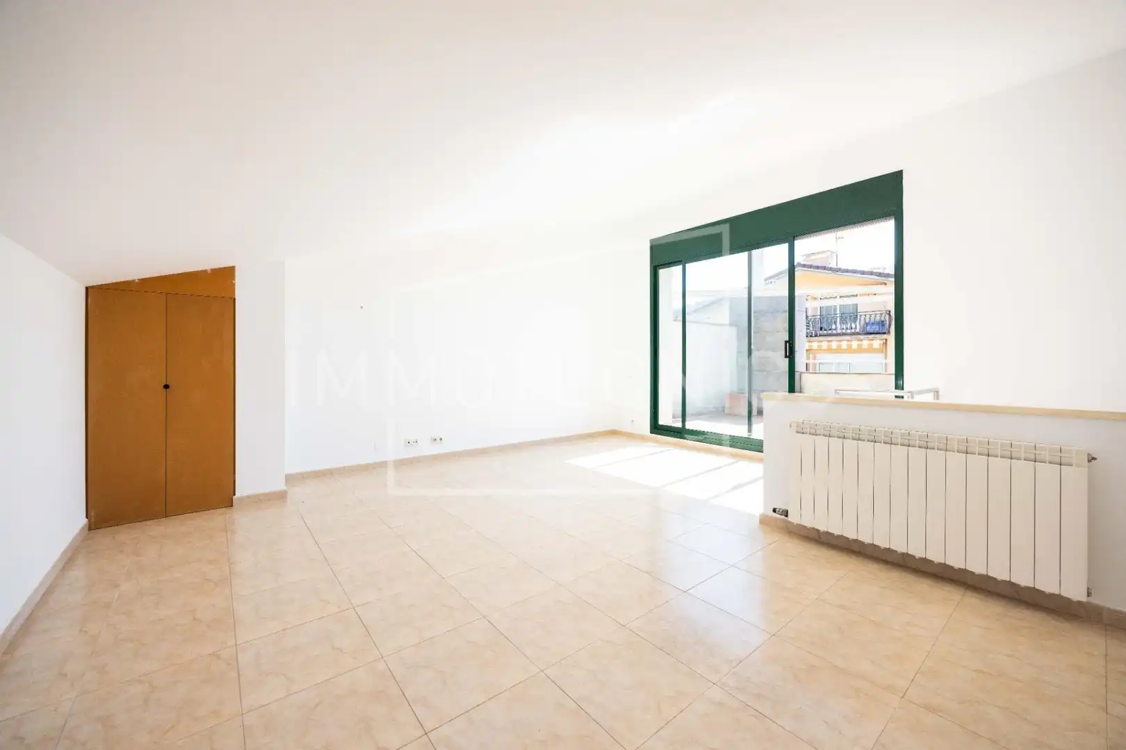 Wohnzimmer von Einfamilien-Reihenhaus zum Verkauf in La Garriga mit Heizung und Terrasse