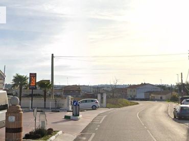 Casa amb jardí en venda a Carretera OCAÑA