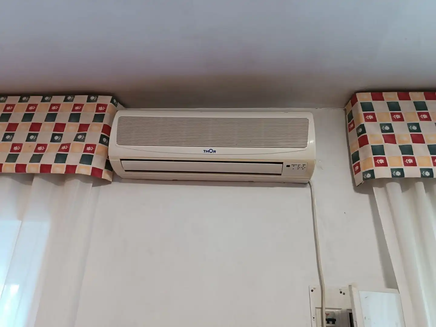 Dormitori de Casa o xalet en venda en Yecla amb Aire condicionat, Jardí privat i Terrassa
