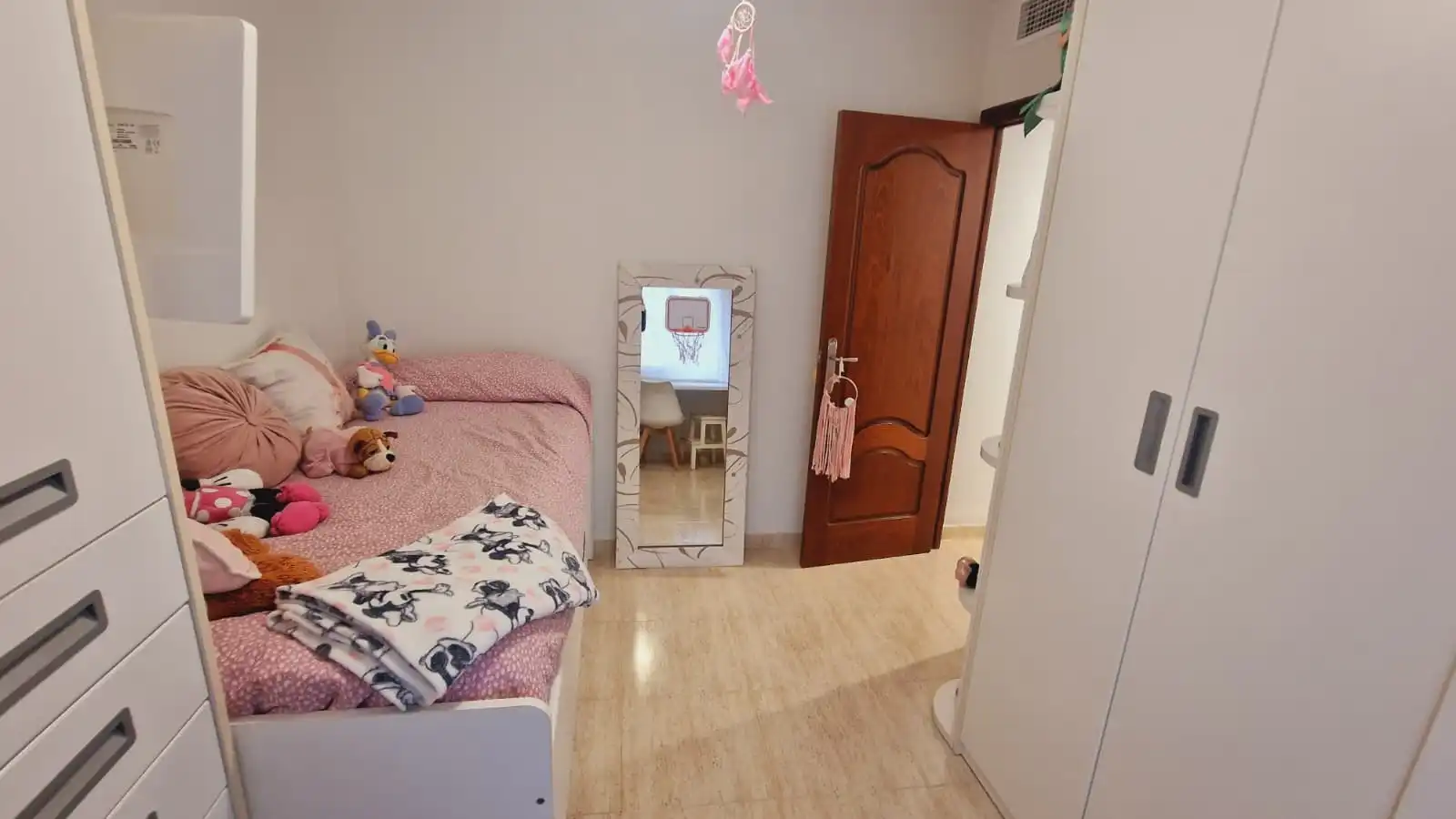 Dormitori de Pis en venda en Córdoba amb Aire condicionat, Calefacció i Terrassa