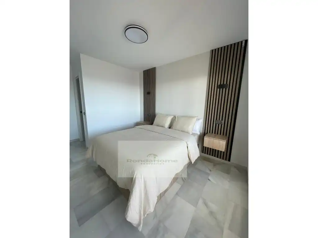 Habitación de Piso de alquiler en Mijas con Terraza y Amueblado