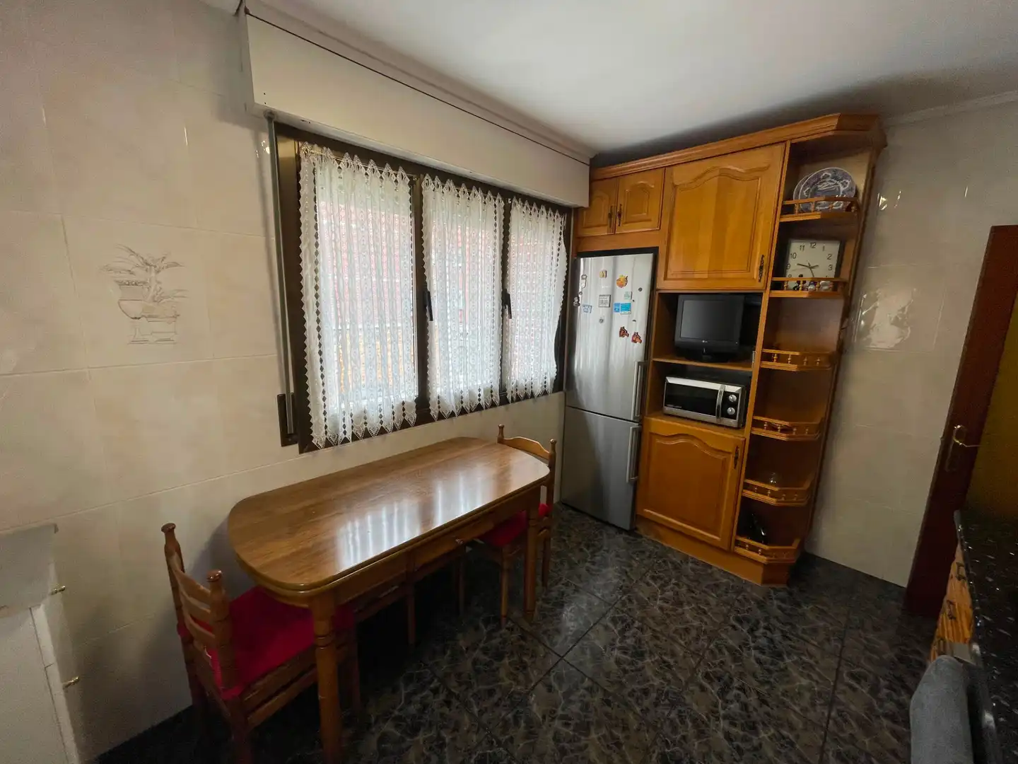 Cocina de Piso en venta en Barakaldo  con Calefacción, Parquet y Amueblado