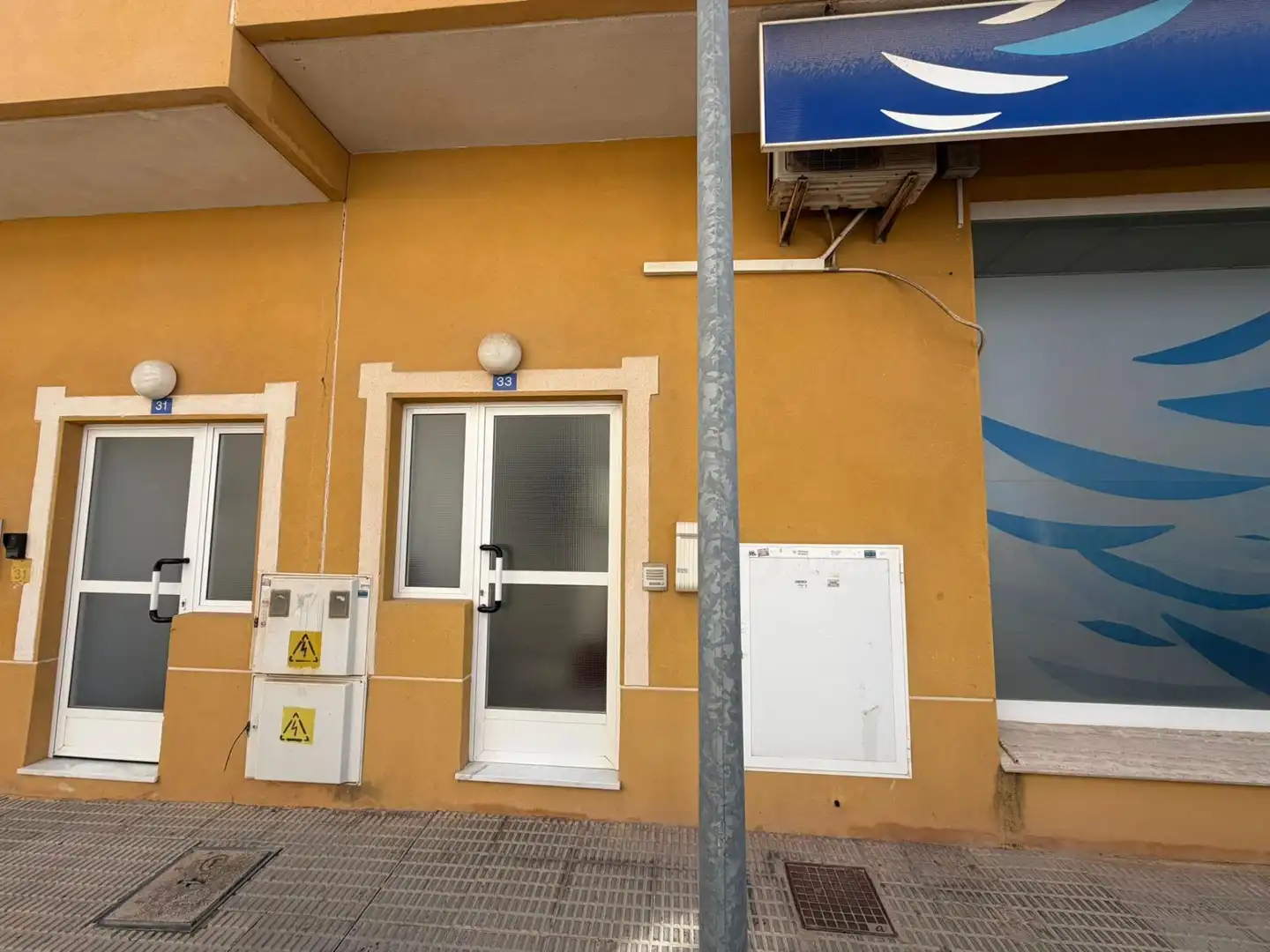 Vista exterior de Casa adosada en venda en San Javier amb Aire condicionat, Terrassa i Balcó