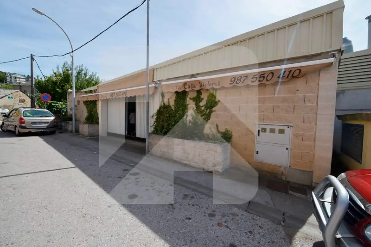 Vista exterior de Local en venta en Fabero con Aire acondicionado