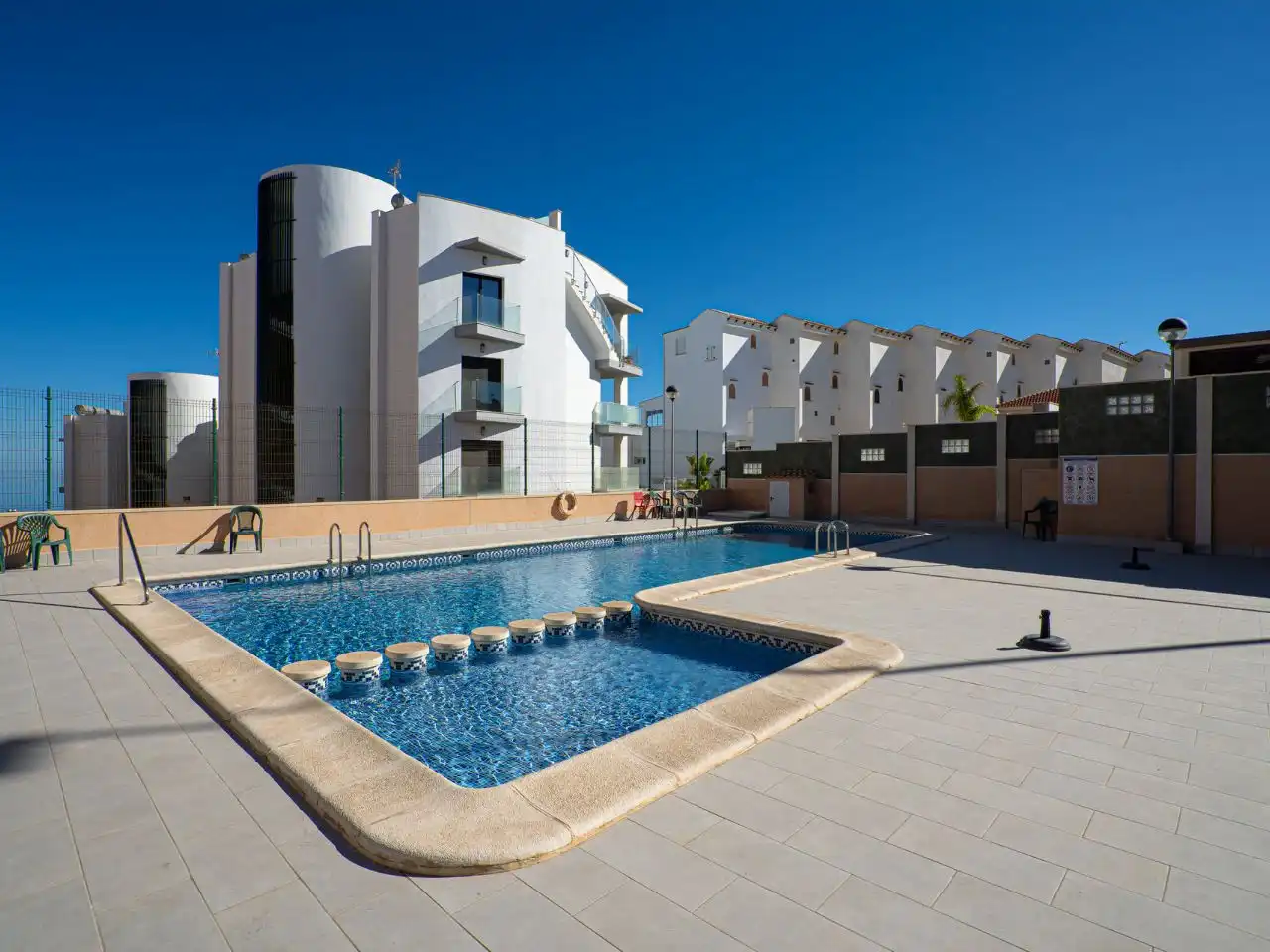 Swimming pool of Flat for rent in La Mata