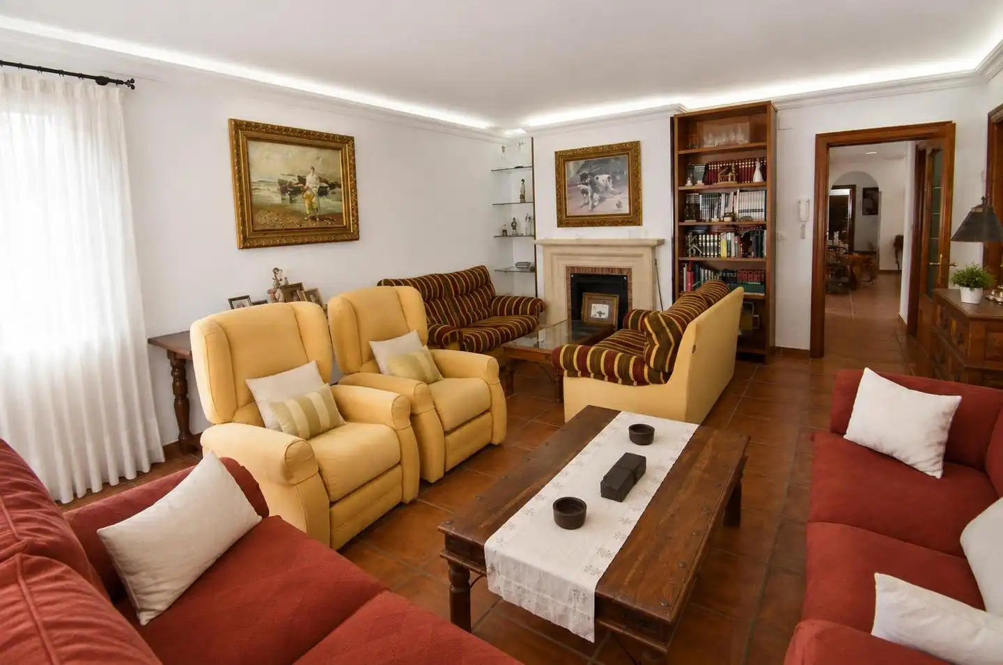 Sala de estar de Casa o chalet en venta en Alcazarén con Calefacción, Jardín privado y Trastero