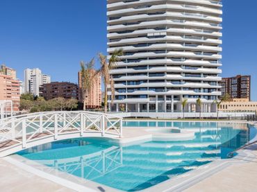 Apartment mit Pool zum Verkauf in Playa de Poniente