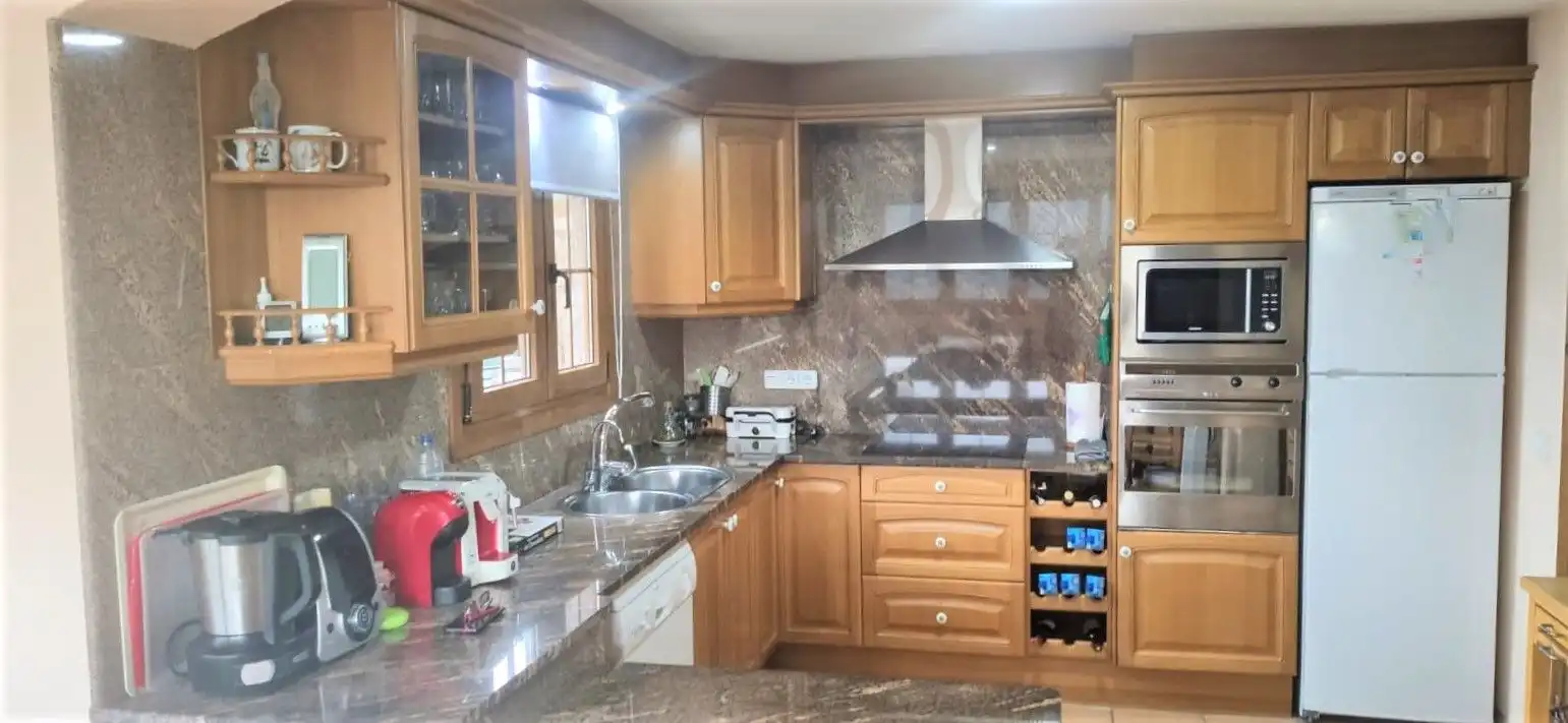 Cocina de Casa o chalet en venta en Lloret de Mar con Jardín privado, Terraza y Trastero
