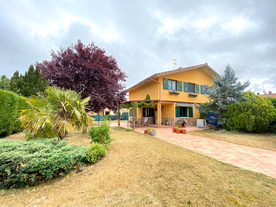 Garden of House or chalet for sale in Condado de Treviño  with Heating