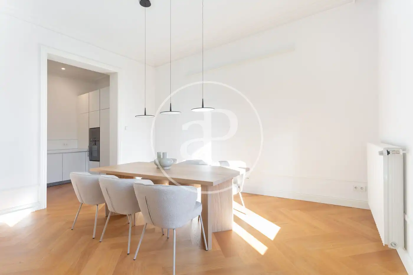 Wohnung zur Miete in C/ de Girona, Dreta de l'Eixample