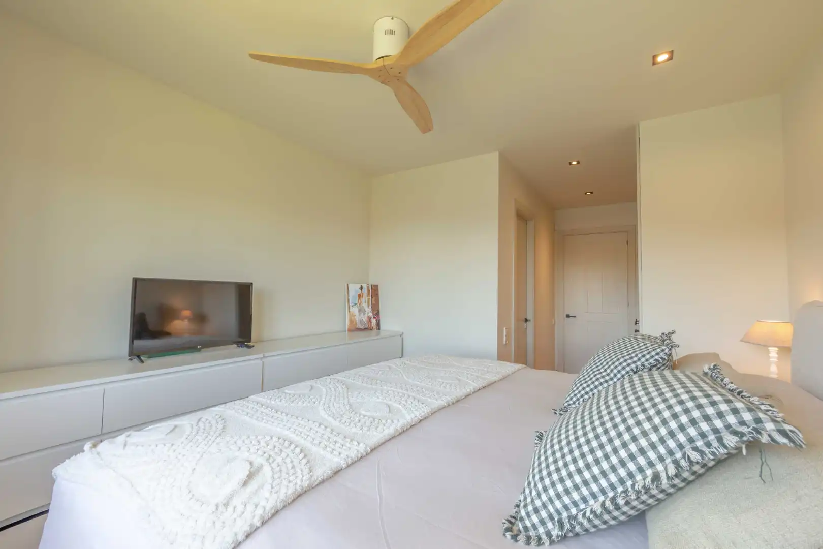 Bedroom of Houses for sale in Sant Vicenç de Montalt  with Air Conditioner, Heating and Private garden