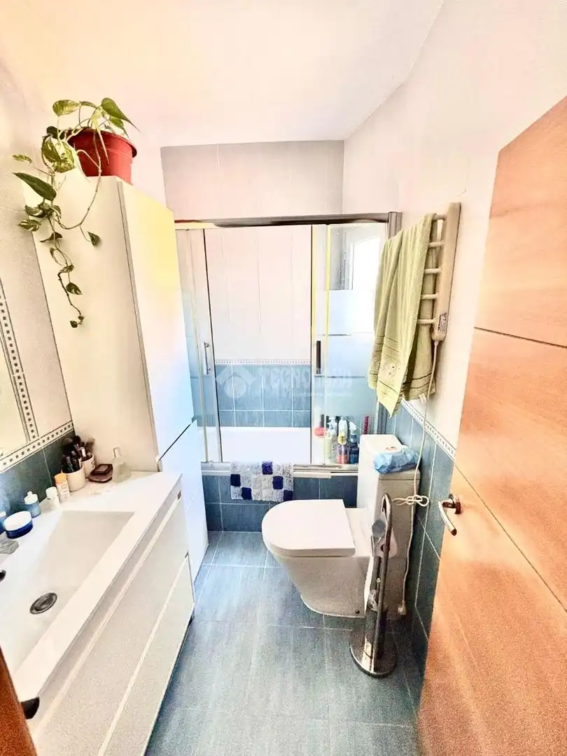 Bathroom of Flat for sale in Posadas  with Air Conditioner, Heating and Terrace