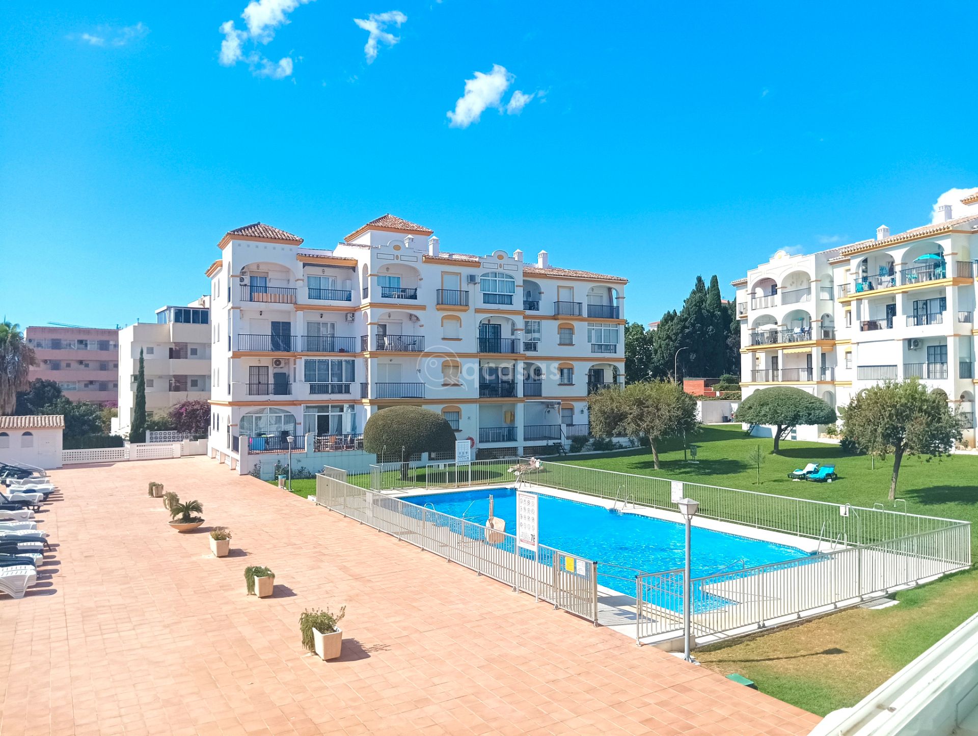 Vista exterior de Apartamento en venta en Torremolinos con Aire acondicionado, Terraza y Amueblado