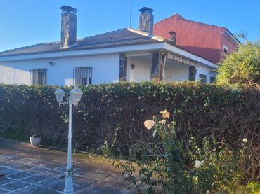 Villa con giardino in vendita a Villanueva de la Torre