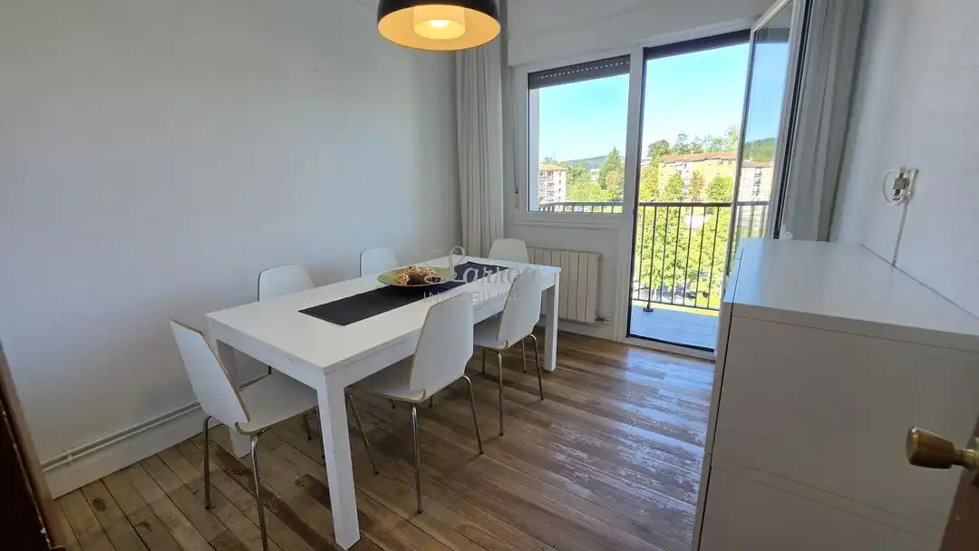 Piso con terraza en venta en Amorebieta-Etxano, imagen 2