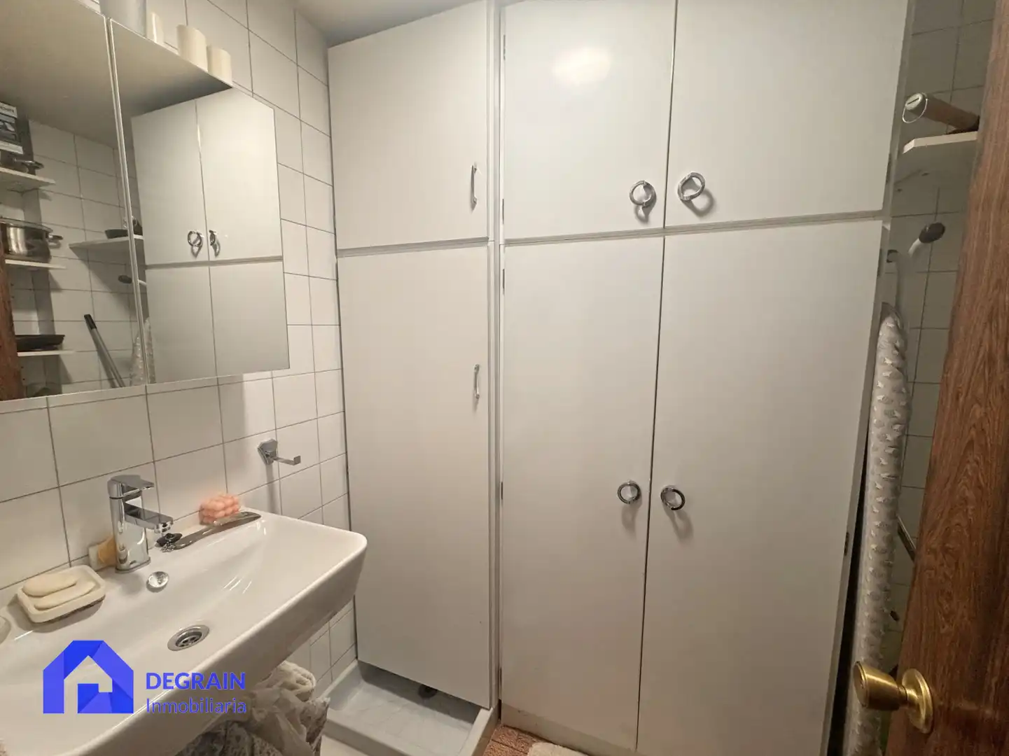 Bathroom of Flat for sale in Oviedo   with Heating and Terrace