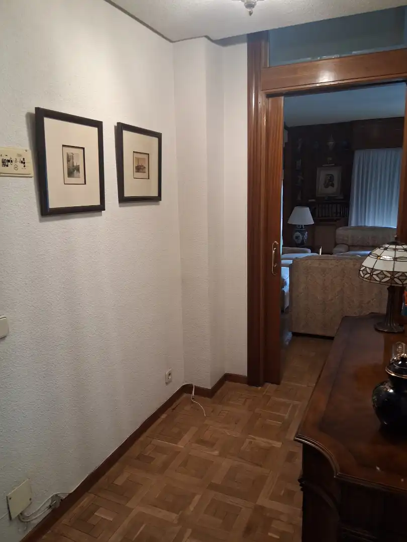 Wohnung zum Verkauf in Madrid mit Heizung, Parkett und Ofen