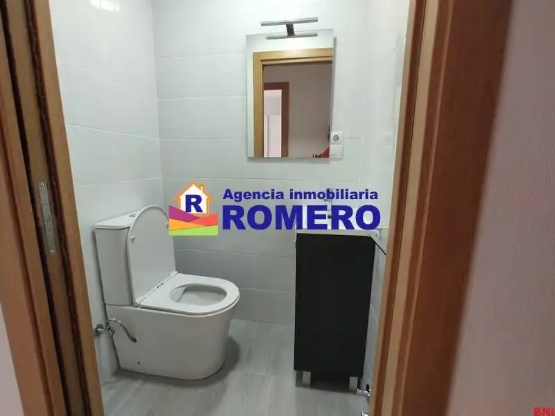 Badezimmer von Wohnung zum Verkauf in Santiago de Compostela 