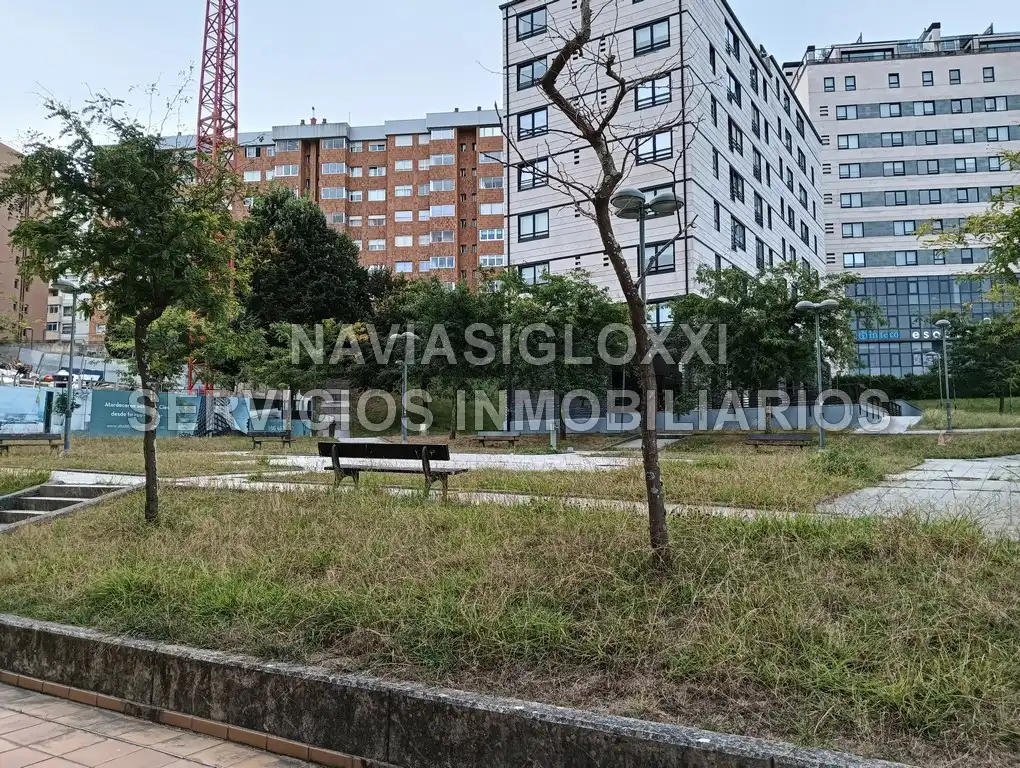 Local de lloguer a Rúa Mercedes Núñez Targa, Coia
