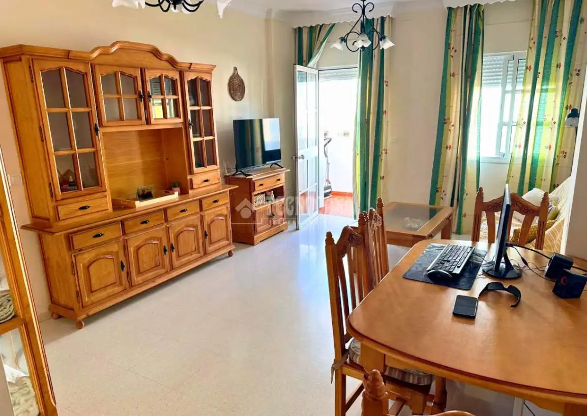 Sala de estar de Piso en venta en Torrox con Terraza y Balcón