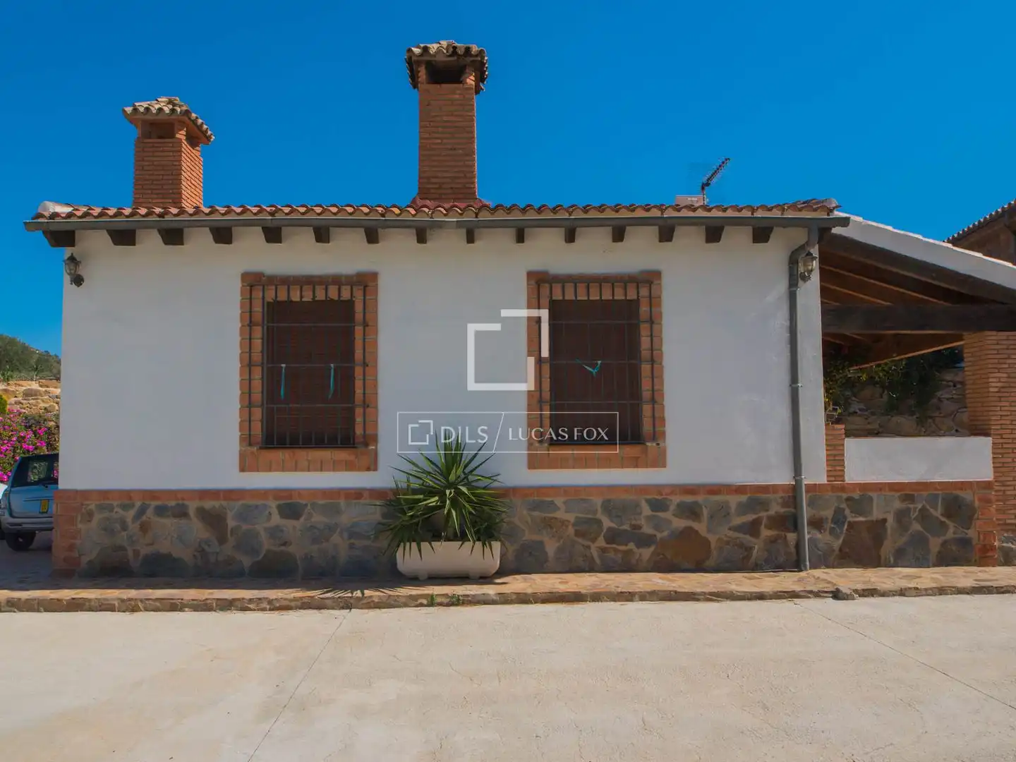 Vista exterior de Finca rústica en venda en Ardales amb Aire condicionat, Terrassa i Traster