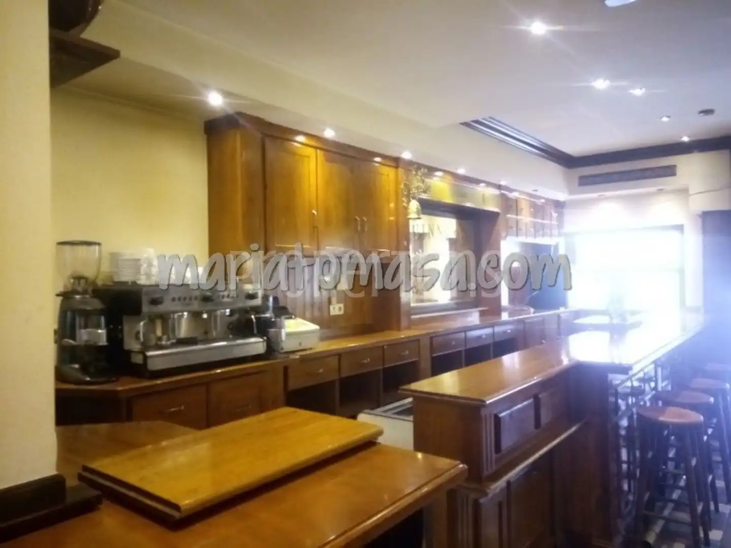Local comercial en venda a La Unión - Vista Alegre