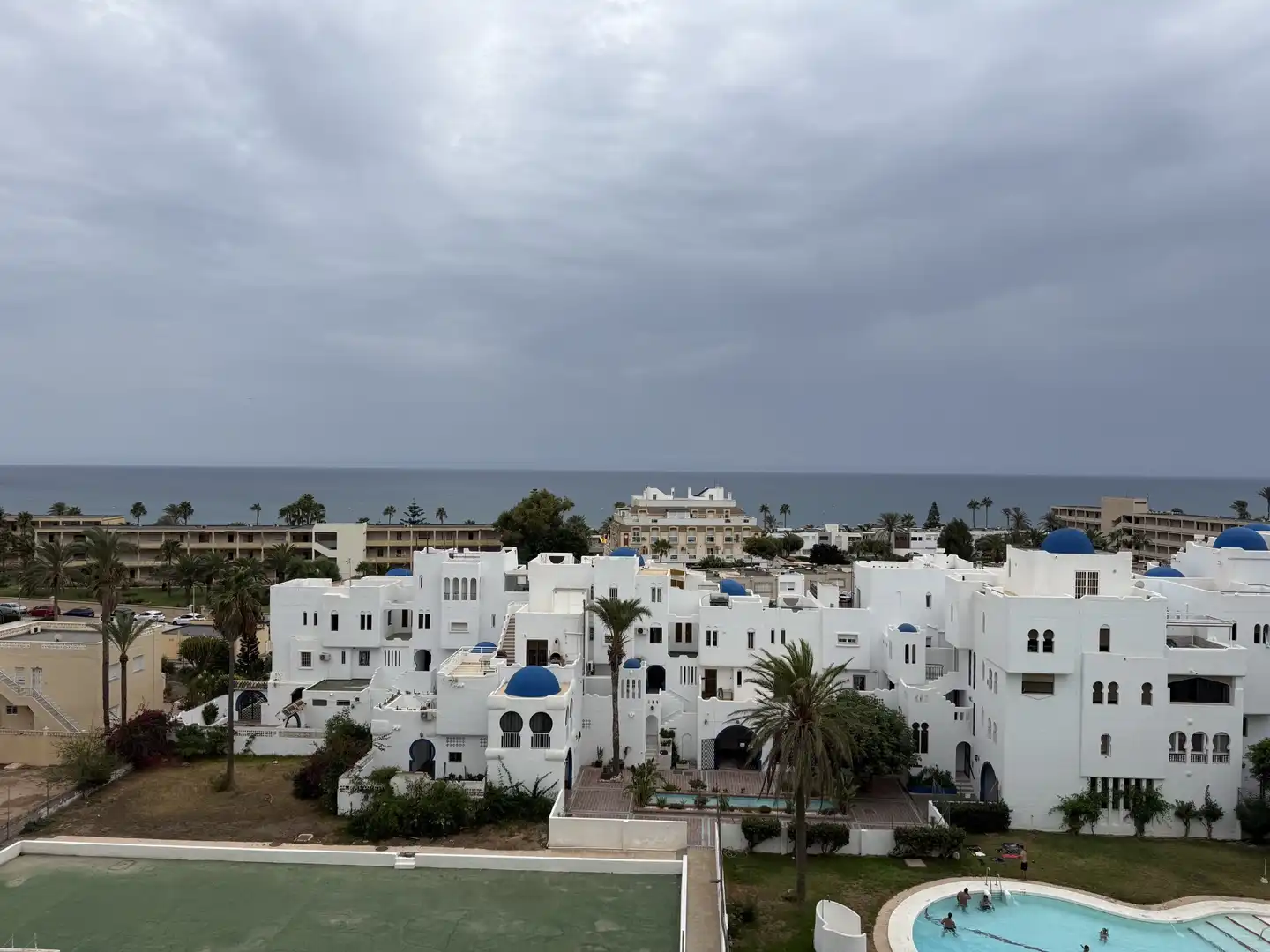 Exterior view of Apartments for sale in Roquetas de Mar  with Air Conditioner, Terrace and Furnished