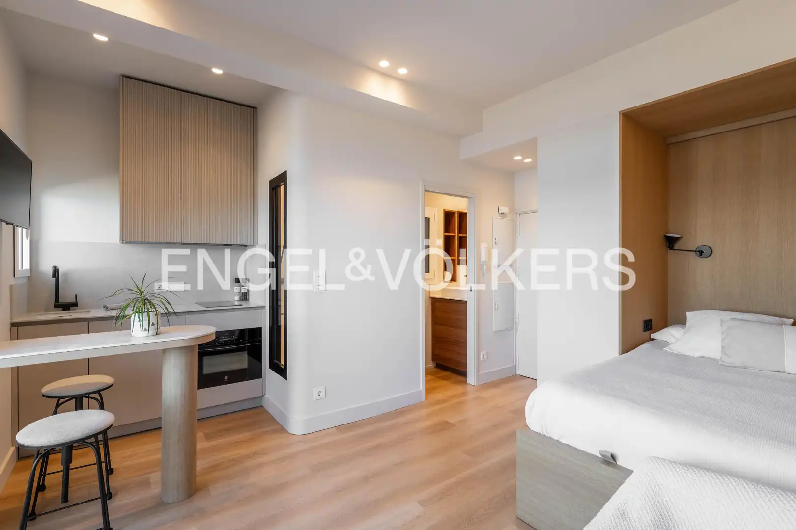 Bedroom of Study for rent in Donostia - San Sebastián   with Heating, Terrace and Furnished