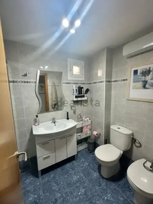 Bathroom of Flat for rent in Sagunto / Sagunt  with Air Conditioner, Furnished and Oven