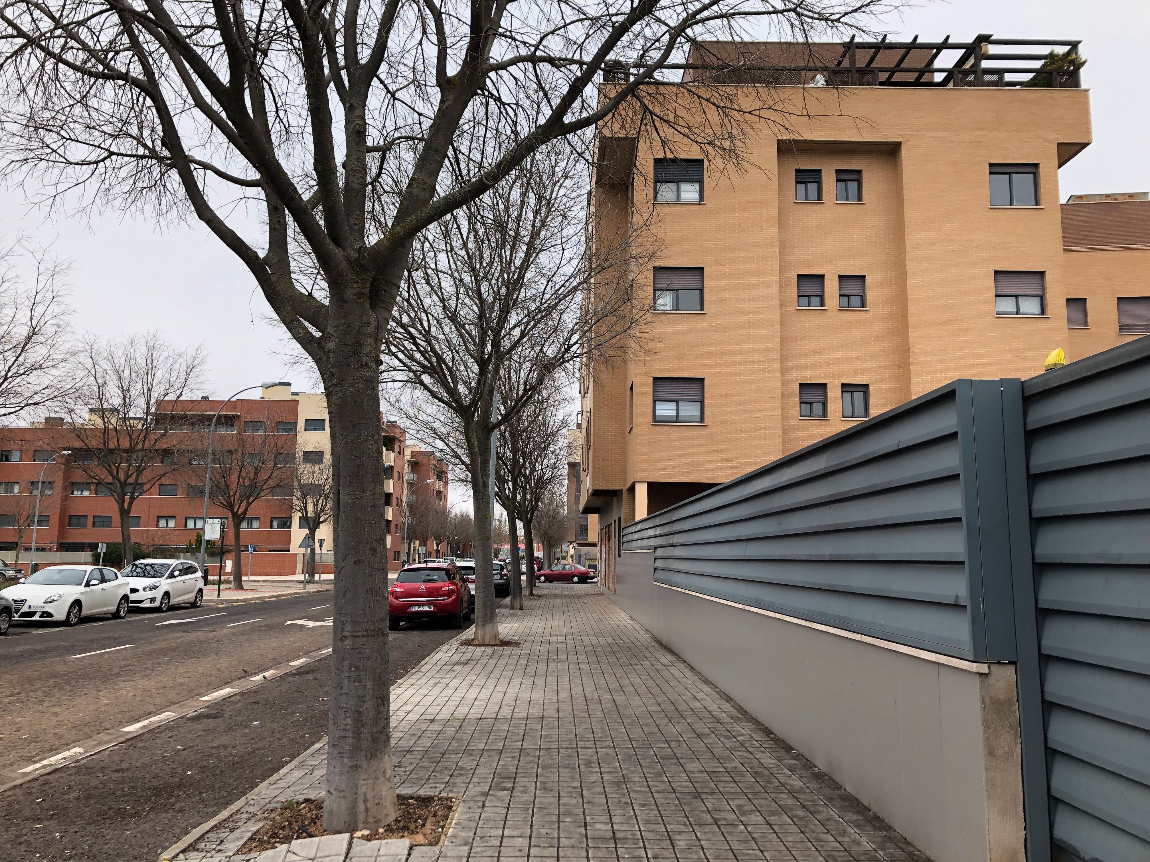 Exterior view of Garage for sale in Ciudad Real Capital