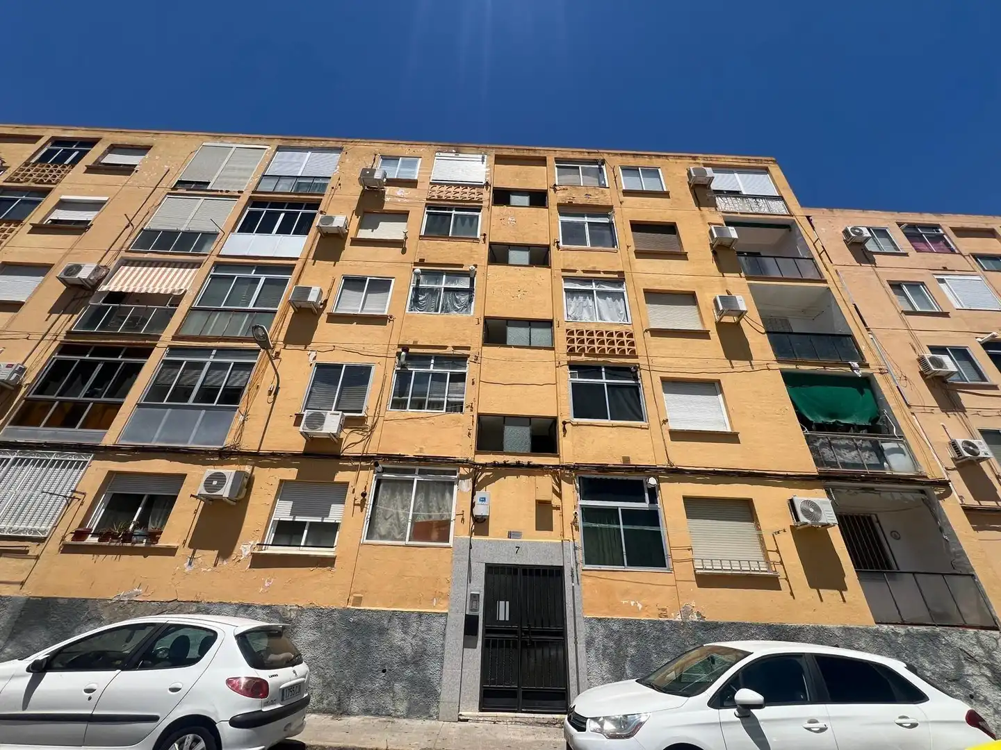 Exterior view of Flat for rent in Plasencia  with Air Conditioner, Terrace and Furnished