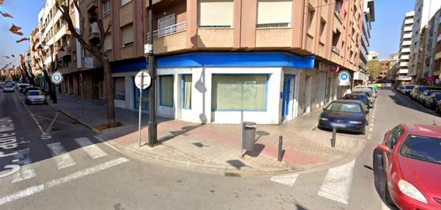 Local comercial en Venta en Torrent - CL EXÈRCIT ESPANYOL en El Grau