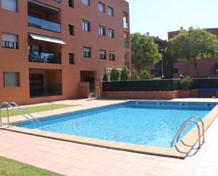 Swimming pool of Flat for sale in Cambrils  with Air Conditioner, Terrace and Balcony