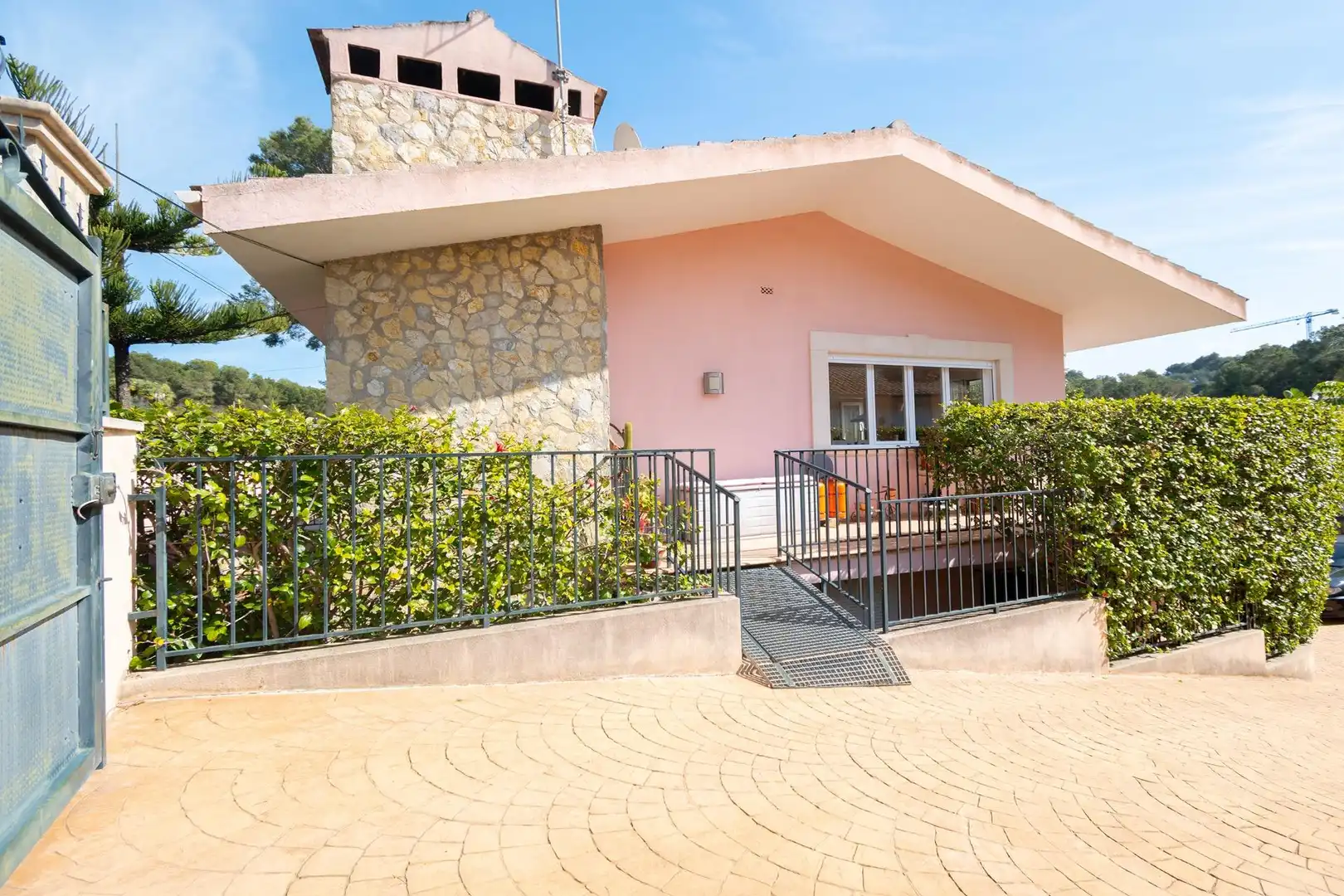 Exterior view of Houses for sale in Calvià  with Air Conditioner, Heating and Private garden
