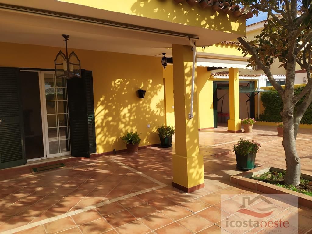 Terrace of House or chalet to rent in El Puerto de Santa María  with Air Conditioner and Parquet flooring