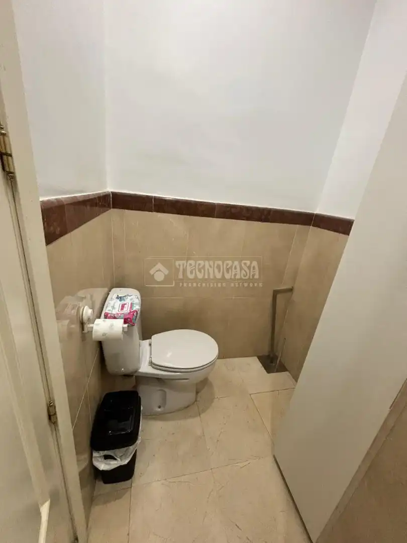 Baño de Piso de alquiler en Sevilla con Aire acondicionado