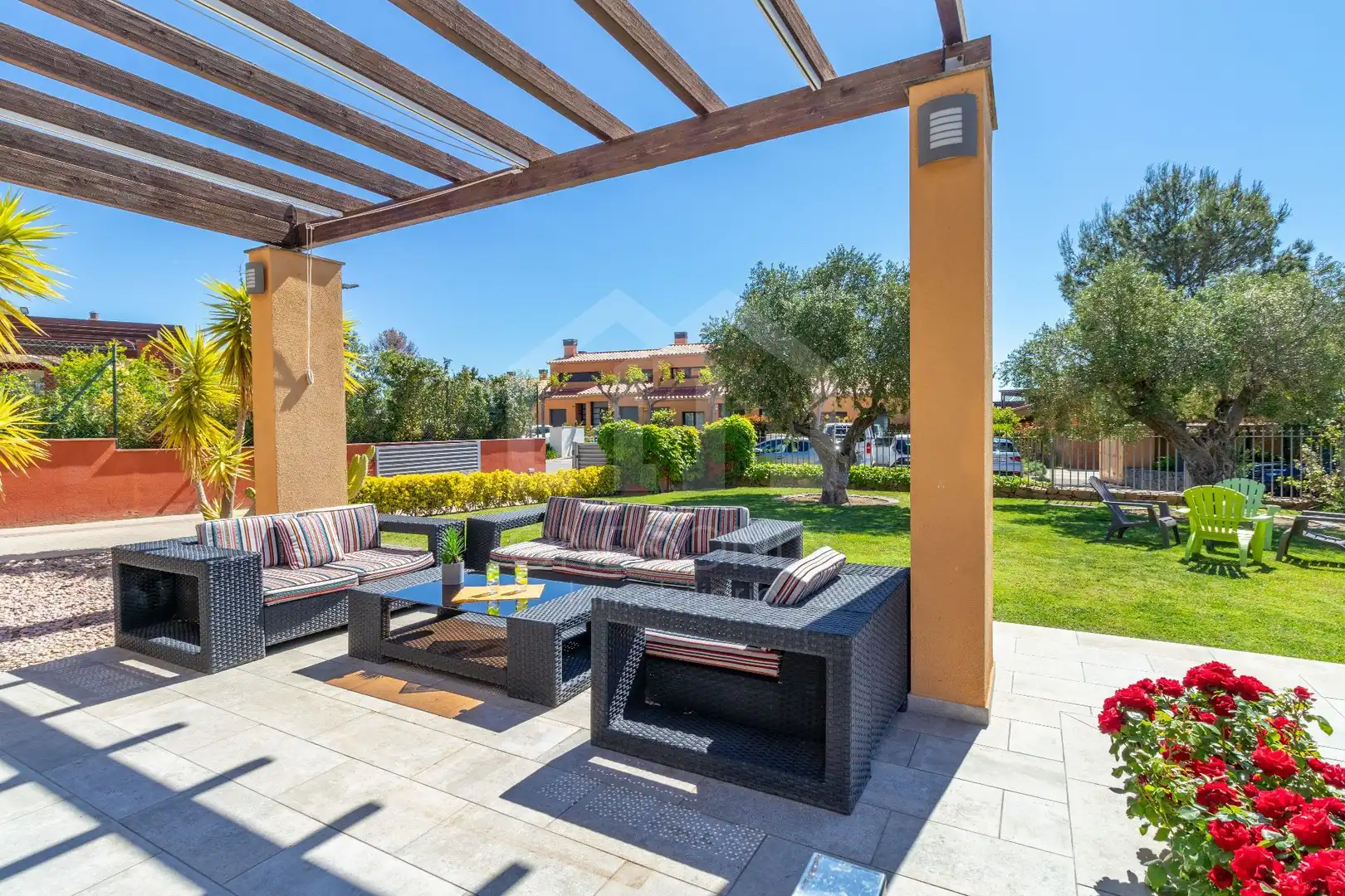 Terraza de Casa o chalet en venta en Mont-roig del Camp con Aire acondicionado, Calefacción y Jardín privado